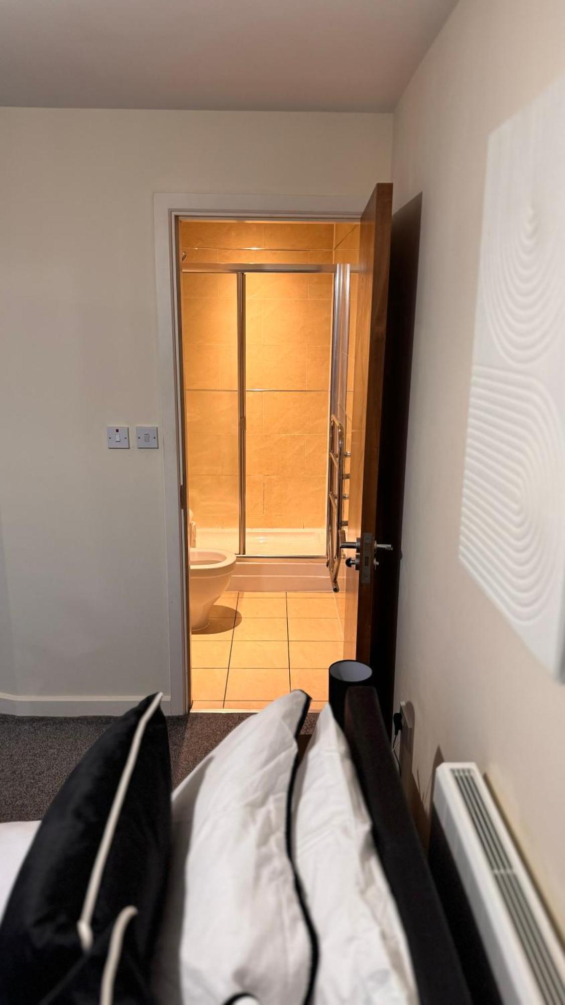 Am Apartments برادفورد المظهر الخارجي الصورة